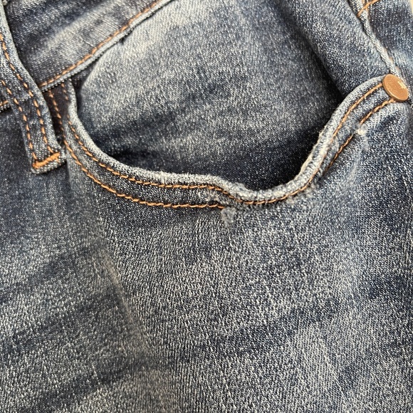 Judy Blue Wide Leg Distressed Style Jeans Size 16W High Rise Stretch Denim - Picture 6 of 16